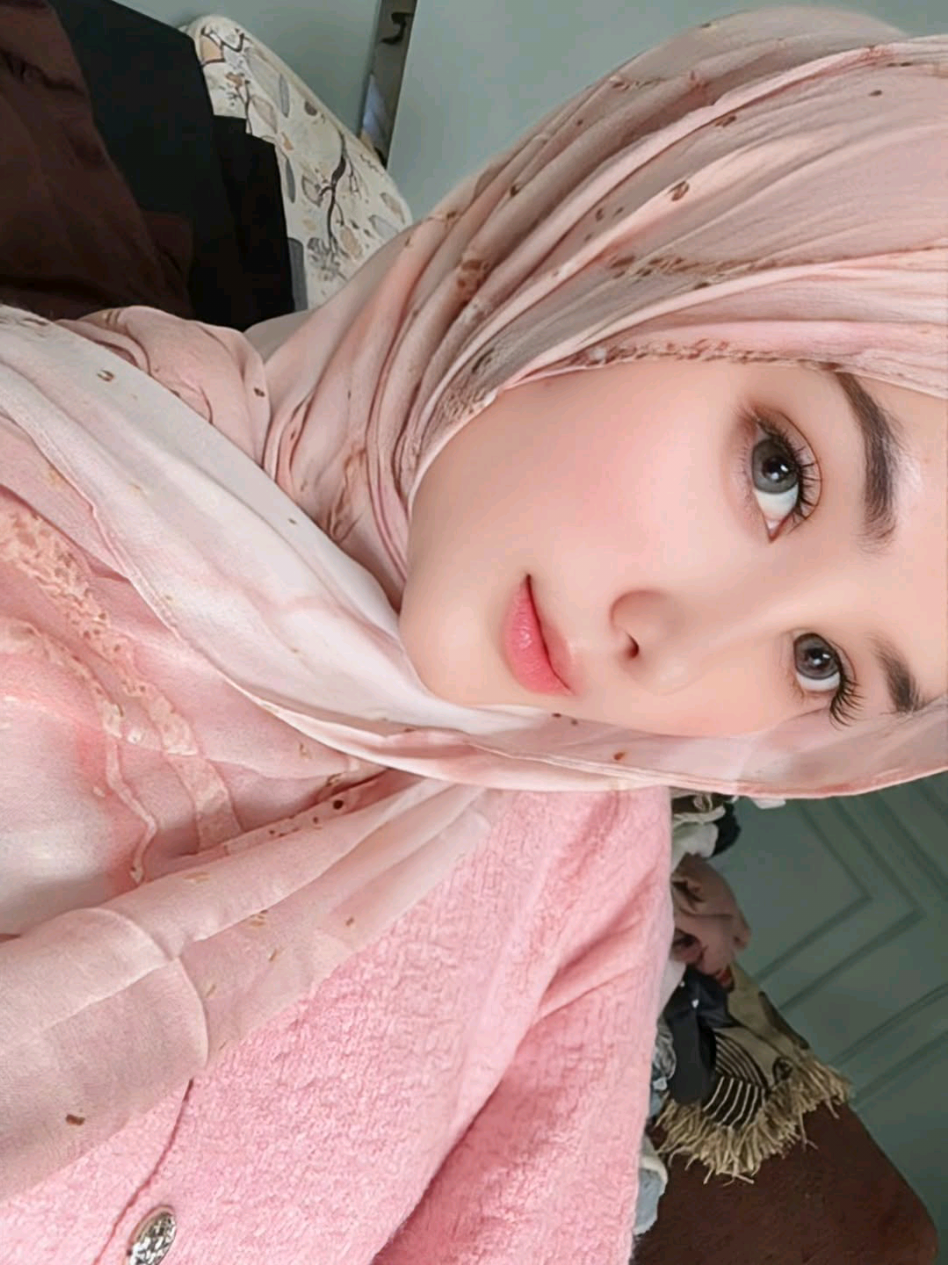 Terimakasih sayang telah menjadi yang terbaik yang hadir dalam hidupku. Berkatmu akan bisa merasakan bahagia di setiap detik waktuku #cantikberhijab 