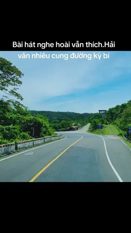 cung đường có vẽ hấp dẫn hồi hộp,đèo hải vân nhiều cung đường đẹp #xuhuong #deohaivan #xuhuongtiktok #nguoivanchuyen #xaykenhtiktok #vietnam 