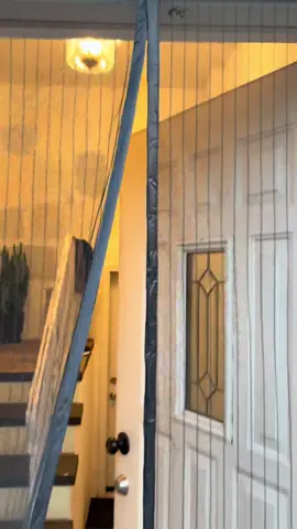 Magnetic Screen para las puertas 🚪  con esta saranda en mi puerta 🚪 no entran más las moscas 🪰 y los sancudos#magneticscreendoor #tiktokshop #tiktokmademebuyit #paratii #foryourpage 