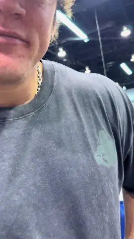 Sam Sulek tirando factos  #samsulek #fyp #foryou #gym 