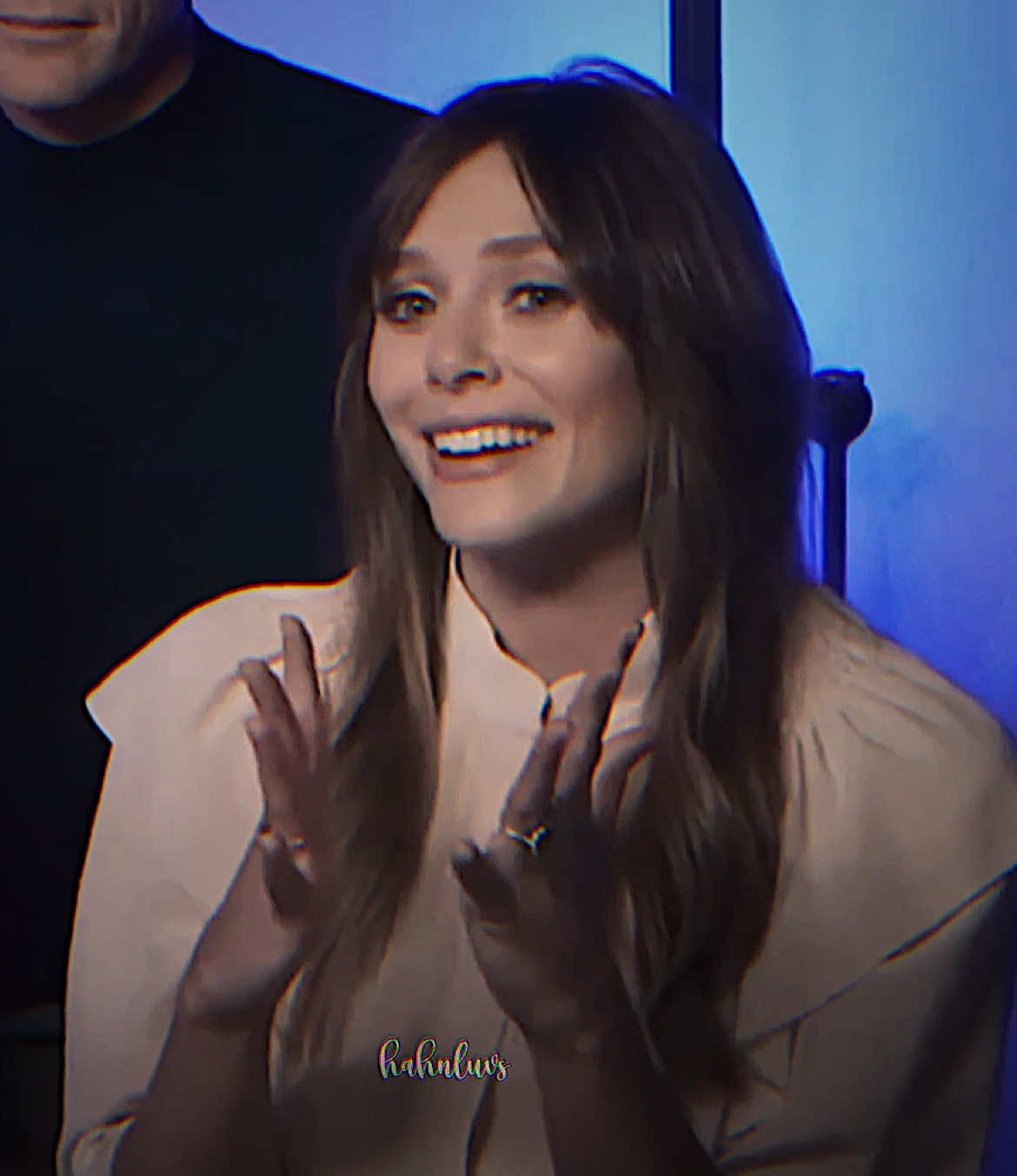 #elizabetholsen : she js staringggg // scp: milfiestscp  #elizabetholsenedit #elizabetholsensupremacy #wandamaximoff #wandavision #wanda #wandamaximoffedit #edit #fyp 