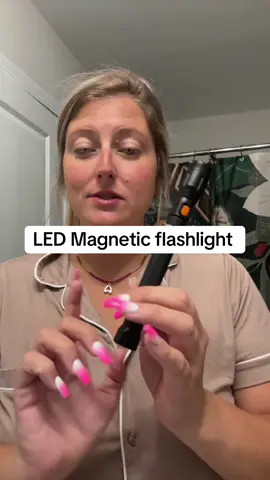 Have you ever seen a flashlight that says best dad ever on it?!! ##ledlights##flashlight##pickuptool##camping##homeimprovement