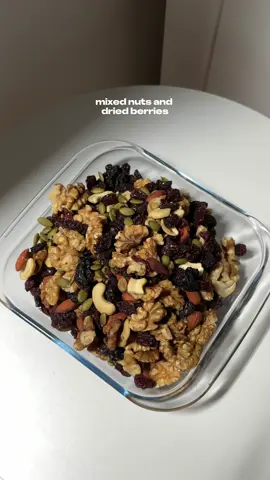 ang sarap tapos healthy pa 🤤#mixednutsanddriedberries #mixednuts #trailmix #healthysnack 