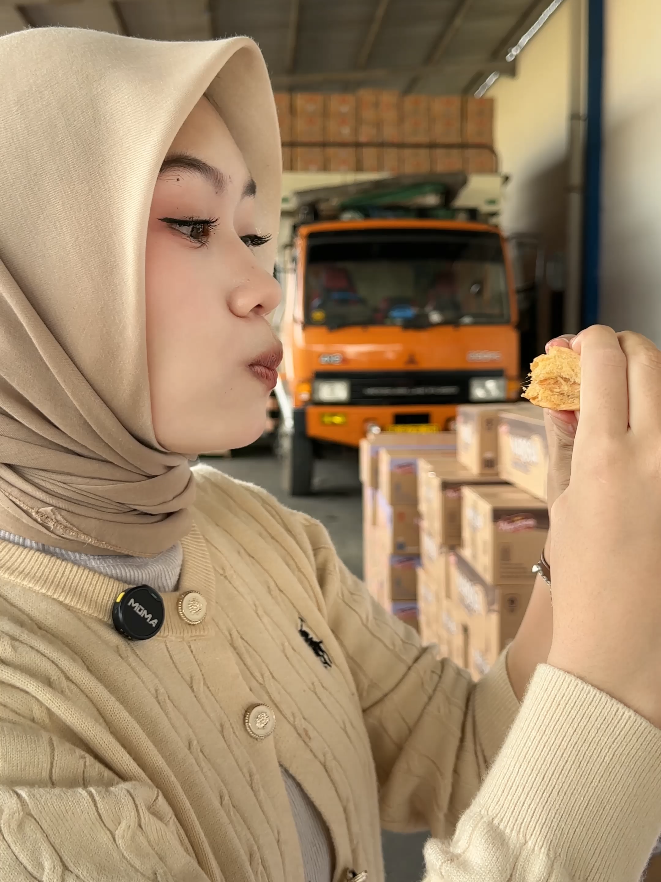 bakpia halal isian banyak kulit tipis full abonayam, semua fresh pengiriman langsung dari pabrik #bakpia #senek