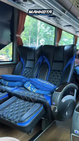 🚍✨ LAYANAN AKAP PO MAHKOTA - PILIHAN TEPAT UNTUK PERJALANAN JAUH ANDA! Perjalanan jauh tidak harus melelahkan… Dengan PO Mahkota, anda bisa menikmati perjalanan Antar Kota Antar Provinsi yang nyaman, aman, dan bisa membuat hati tenang! 💺 Kini hadir melayani dua rute favorit anda menuju Jabodetabek: 📍 Blitar – Tangerang  📍 Blitar – Bogor Berangkat dari Blitar setiap hari pukul 12.00 WIB siang 🌤️ Dan untuk anda yang dari arah barat, keberangkatan dari Tangerang maupun Bogor pukul 13.00 WIB 🕐 Dan kabar baiknya… RUTE BARU akan segera hadir loh! 🛣️ Kemanakah tujuan selanjutnya? Yuk pantau terus update dari kami, dan jangan sampai ketinggalan info penting lainnya! 🎫 Reservasi Pariwisata & Tiket Reguler AKAP 📲AKAP : 0823-3312-1277 ☎️Office : 0813-3588-2636 📲Mbak Ira : 0812-8548-2349 📱Instagram: @mahkota_office 📱Instagram: @mahkotabus 🏢Alamat : Jl. Kartini No.121, Kayen Lor, Kec. Plemahan, Kab.Kediri #pomahkota #busmahkota #mahkotabus #jb2#jb23#jb35#jb5p #mahkotabuspariwisata #pariwisata #akap #blitarjakarta #sukafotobis