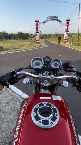 Ngevlog, bikin video pov jadi lebih mudah dan stabil gaes kalo pake ini, mana murah lagi#fyp #holderhp #holdermagnet #holderdada 