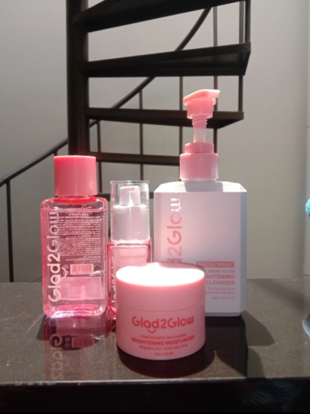 @glad2glow #glad2glow #fotolive #skincarepink #fypage #fypシ゚ #masukberandafyp 
