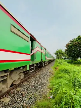 এসেছি তোকে নিয়ে ফিরবো বলে ❤️‍🩹#foryoupage #foryou #vairal_video #shishir0925 #tiktokofficialbangladesh #Atrai 