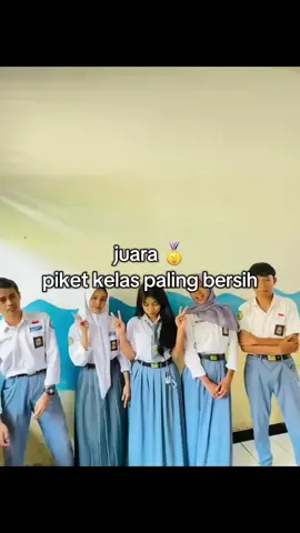 selasa jaya jaya#luwukbanggai #foryoupage #xybca #fotolive #fyppppppppppppppppppppppp 