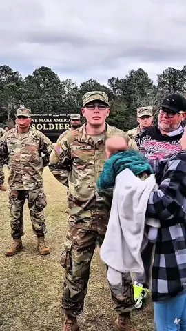 #surprise #soldier #cominghome #afterlongtime #meetagain 