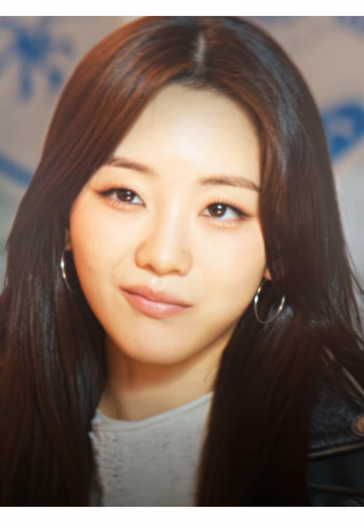 Bong su is looking so good..           scp:wookscenes | cc:me. Copyright Ⓒ tvN. All rights reserved.  #choiyihyun #headoverheels #kdrama #edit   