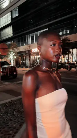 Cheers to 30 ✨🥂 #mode #SuperModel #fashionmodel #modeltiktok #fashion Dress from @prettylittlethingUSA ✨@prettylittlething 