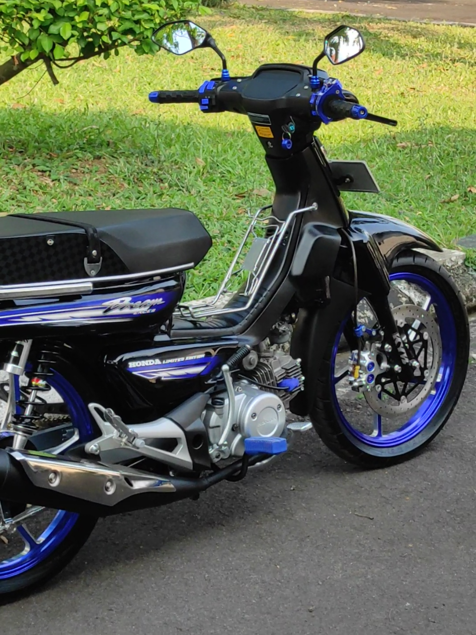 Pesona motor alon😋#astreagrandindonesia #astreagrandmodifikasi #grandrestuibu🚀 #grandmbois #astreagrandbulus #foryou #foryoupage #masukberanda #fyp 
