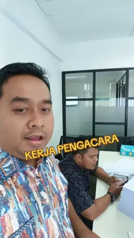 Berat tugas seorang Advokat karena harus memastikan orang yang dipidana adalah orang yang benar-benar bersalah, dan orang yang tidak bersalah namun terlanjur dipidana harus dibebaskan demi hukum. Bersama Bung @afrianto.koto.adv   #pengacara #dokter #pns #pns  #bidan 