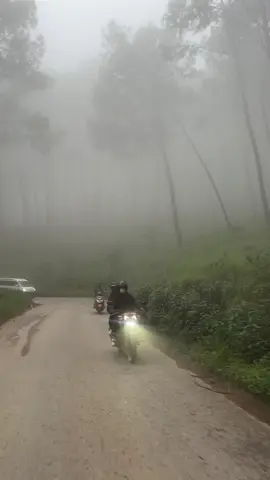 You+me+Bike=Monsoon Ride💚#fypシ゚ #palpa #nostalgic #tansenpalpa #queensofhills #rainyday #romanticweather🌧 