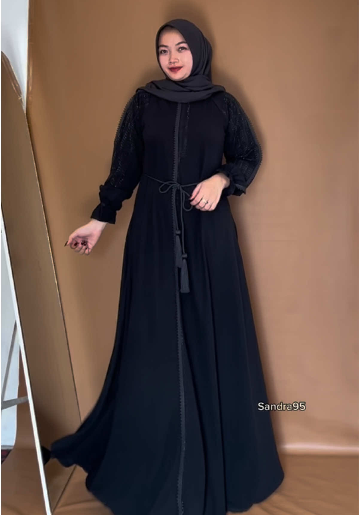 Rekomendasi gamis hitam mewah #gamis #abaya #gamissyari #abayahitam #gamishitam 