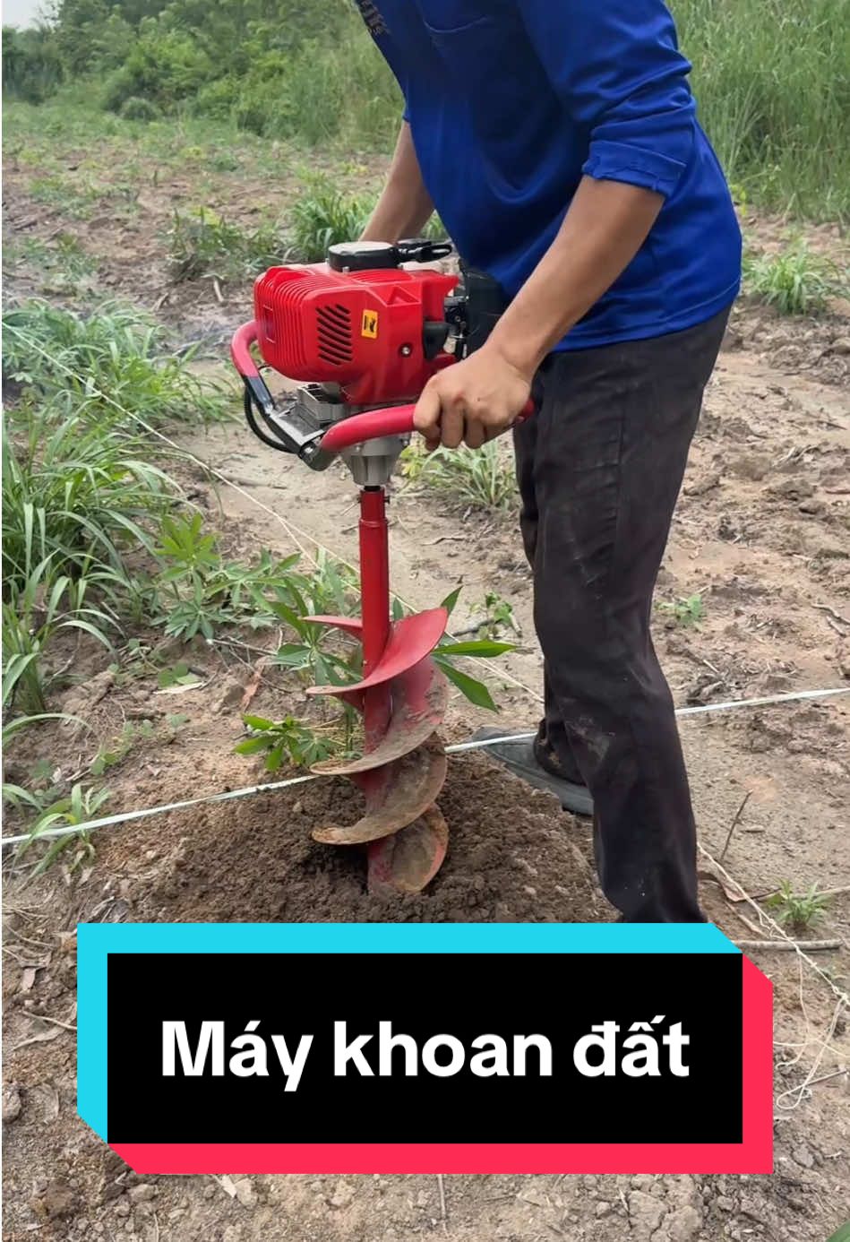 May quá mua ngay máy khoan để có tiết kiệm thời gian, công sức mà còn hiệu quả nữa! #maykhoandat #maymoc #nongnghiep #trongtrot 