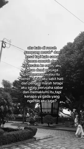 sedih aj gt wkwk,sllu di bentak kdang gua ga sengaja bkin kesalahan tpi muka ny udh masem aja ke gua#4u #foryou #fyp #fyp #katakata #4u #fotolive 