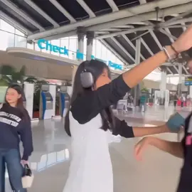 3 TAHUN BUKAN WAKTU YANG SEBENTAR...  Terima kasih sudah membuktikan kalau cinta itu harus setara aku harap kalian langgeng smpe maut memisahkan, walaupun sekarang susah mendapatkan paparazi kalian tapi kita semua yakin kalian pasti baik baik saja 🥹🤍 you happy, we happy 😋🫰🏻 #xybca #basmalahgralind #radenrakhadpp #bara #rakhmal #fy #fyp #fypdong #fyppppppppppppppppppppppp 