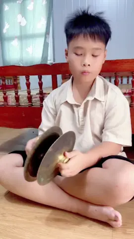 Ngọc Không Đẽo Gọt Không Thành Món Đồ Người Không Học Không Biết Nghĩa Lý Làm Người Con Lúc Còn Nhỏ Thân Với Thầy Bạn Để Tập Lễ Nghi Công Vinh 13 Tuổi#đạophật #tuphuvanlinh #xuhuong #đaọmẫuviệtnam #phậtgiáoviệtnam 