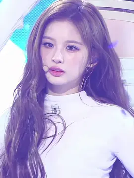 #NMIXX #엔믹스 #SULLYOON #설윤 