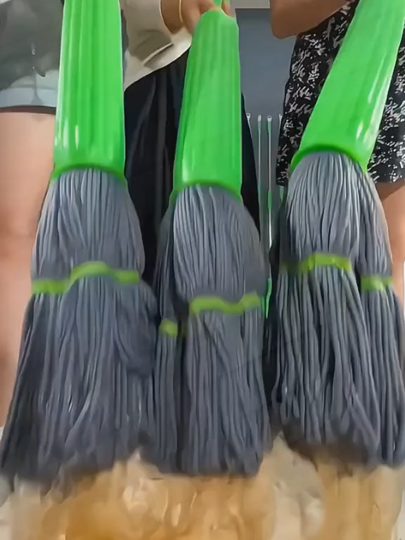 chổi lau sàn tự vắt thông minh, thấm hút siêu nhanh, lau siêu sạch #xuhuong #xuhuongtiktok #choituvat