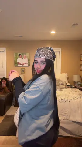 IG//Katt_av6  Mia in the back 😭😂  #fentysuperbrandday #peruvian #🇵🇪 #fyp #sweden #stockholm #dance #usa🇺🇸 #chicas #parati #peru #hombres #baile #baile2026 #baile2025 #mentirosos #washington 