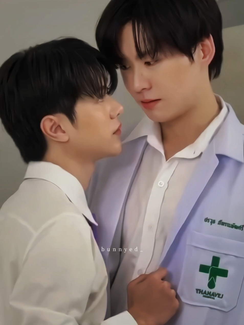 doctor tonfah and his little bf #bevertonliew #bbverpj #tonliewmtp 