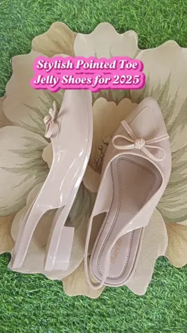 Another good addition to your Shoe Collection #womenshoes #jellyshoes #womenssandals #jellysandals #sissy #shoecollection 