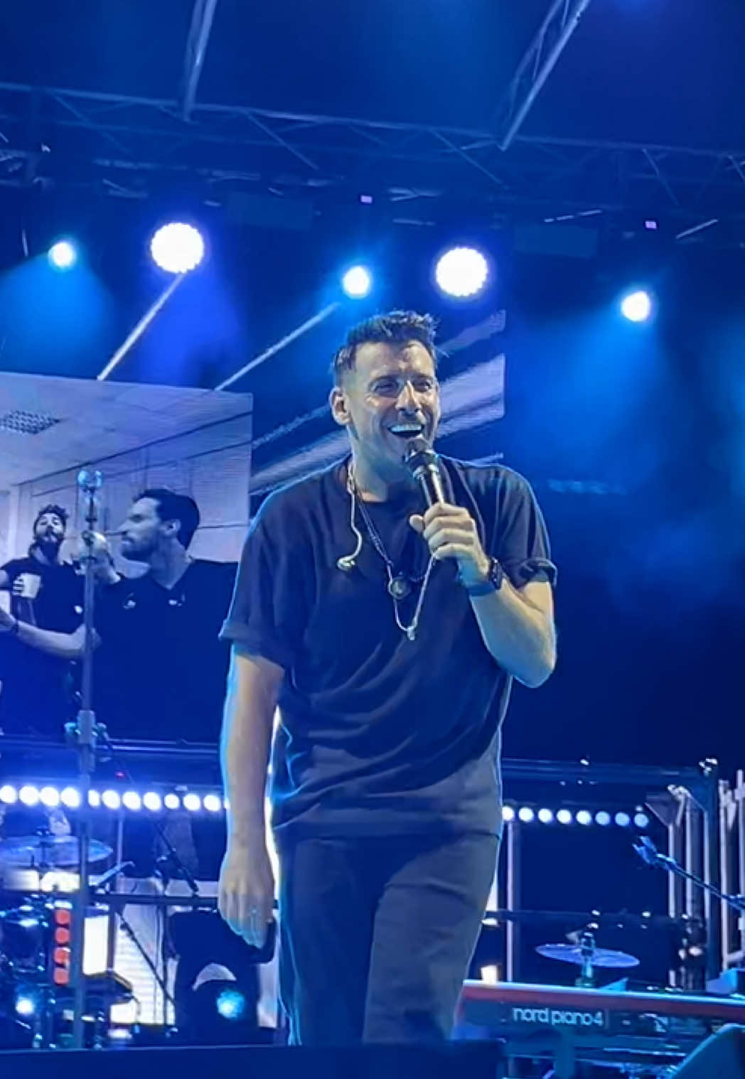Viva la vita 💙 Grazie Palermo! Ci vediamo stasera al Teatro Antico di Taormina ✨ #DallaTuaParteTour2025 #FrancescoGabbani #Palermo #Vivalavita #OnTour 