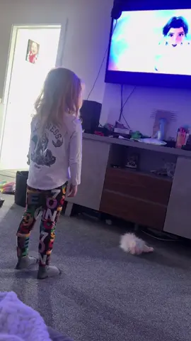 Anyone else’s 5 year old just sits and sings her heart out whenever this film is on.  It is catchy 😅  #kpop #kpopdemonhunter #demonhunter #thisiswhatitsoundslike #5years #jinu #rumi #lfl #fff #ffl #lff #foryou #foryoupagе #fyp #singing 