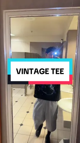 grab your VINTAGE TEE today via TikTok shop! #vintagefashion #spotlightfinds #backtoschool 