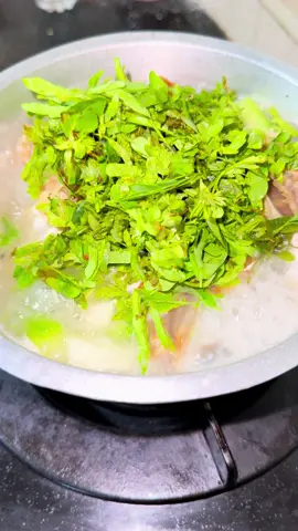 សម្លម្ជូរស្លឹកអំពិល #ម្ហូបឆ្ងាញ់ៗប្រចាំថ្ងៃ #cookwithme #នៅផ្ទះ #foryoupage #foryou #ម្ហូបខ្មែរ #ស្រុកស្រែ 