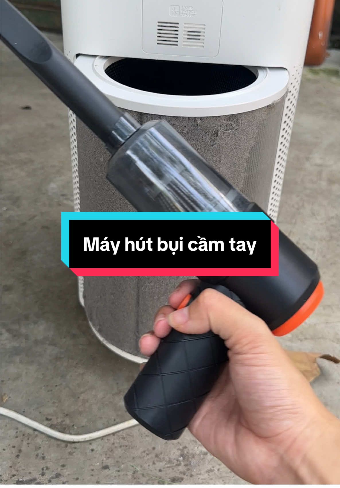 Máy hút bụi mini nhỏ gọn hút gì cũng sạch #mayhutbuicamtay #mayhutbui #mayhutbuicamtaymini 
