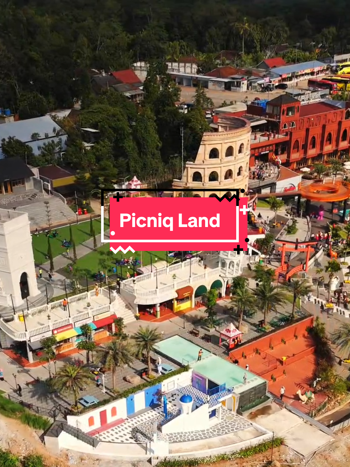 Pictniq Land (Gunung Kidul Ini adalah tempat wisata yang sedang viral di Gunung Kidul, Yogyakarta. Lokasinya berada di Ngandong, Patuk. Picniq Land menawarkan suasana yang instagramable untuk keluarga #picniqland #picniqlandjogja #gunungkidul #Patuk #wisatajogja #wisatajogjahits #jogjaistimewa #jogja24jam #yogyakarta 