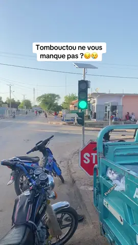 Moi mon binebakoy c’est ma ville 😩Tombouctou me manque 😭#tombouctou #tombouctoumali #gaomalitiktok🇲🇱 #malitiktok🇲🇱 #bamakomali🇲🇱 #foryoupage❤️❤️ #fypppppppppppppppppppppppp @Haiya 🤍 @Tombouctou’s Precious🐪🇲🇱❤️ @𝒜𝓎𝓈𝒽𝒶 ʷᵃˡˡᵉᵗ @OUMOU🇲🇱 @Mme Haïdara @Fatima mint khalil touré 🌼 @L'enfant du désert @Ayouba 00 @ALAM CHOCO 🇲🇦🇲🇱 