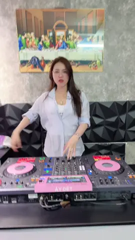 6IN1 Anh Chính Là Người Em Yêu- BaoTranVo 