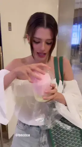 ได้กินขนมแฮปปี้สุดๆเบคกี้🤭@becky armstrong #beckysangels #BeckyArmstrong #เทรนวันนี้ 