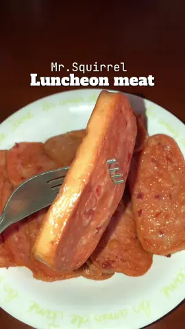 Mr. Squirrel luncheon meat❤️✨ #luncheonmeat #mrsquirrel #mrsquirrelluncheonmeat #trending #affordable #highquality #highlyrecommended 