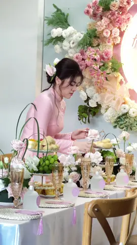 Cảm ơn sự tin yêu của cô dâu - 𝗛𝗶𝗲̂́𝘂 𝗡𝗴𝗮̂𝗻 đã gửi gắm hết lòng tin vào tay chị 𝙈𝘼𝙄 ngày lễ đính hôn ☺️  Nét nhẹ nhàng của Ngân không nằm ở lớp makeup dày, mà được 𝙈𝘼𝙄 nhấn nhá đúng cách và nổi bật vừa đủ đường nét riêng xinh xắn của cô dâu  #KSTUDIO #makeupnhatrang #MAIMAITHANHACADEMY #MMT #BRIDETOBE #INTERNATIONALMAKEUP #MAKEUPARTIS #CODAU #MAKEUPADVANCED #WEDDINGDRESS #bridal #weddingphoto 