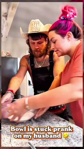 Funny prank #funnyvideos #prankfamily #prankscare #jumpscare #fyp 