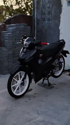 tutor ganteng dong #revoplecit #revofitmodif #revofi #revofit #revoganteng #inspirasimodifikasi #motorrevo #revoracing #revotouring #revoabsolute #revoabs #revomodifikasi #modifikasimotor #revomodif #wave110 #revokoperasi #hondarevo #plecithitz 