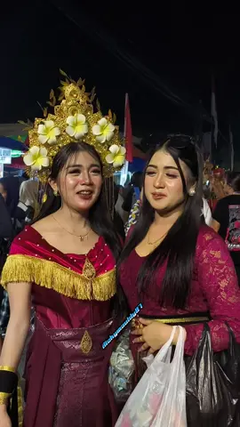 ojok Sampek kijolan🤣😅 @margareth@@  @Fitriafee  #dancerkarnaval  #karnavalbrongkal  #karnavalsoundsystem  #malang24jam  #fouryou  #4page  #fypviralシ 