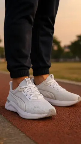 PUMA Sepatu Sneaker Softride  Harli metallic white silver 