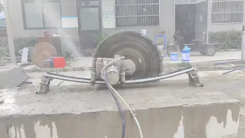Have you ever seen a wall saw track that is curved? #レントゲン検査 #diamondwire #concreteconstruction #concretewiresaw #concretecutting #ワイヤーソー #wiresaw #wiresawmachine #wiresawmachines #concretewiresaw #cconcretecutting #ConcreteWireSaw #WallSawMachines #ConstructionCuttingTech ‎'#منشار_الأسلاك_الخرسانية' '#منشار_الجدران' ‎'#معدات_قطع_البن #АлмазнаяРезкаБетона #СтенныеПилы #СтройтельнаяТехника #BetonSeilSäge #WandSägeMaschine #BauDemontageTools #SierraDeHiloParaHormigón #CortadoraDeMuros #EquipoDeDemolición #concretecutting #concretelife #concrete #concretecutter #wallsawmachine #wallcutting #diamondwiresaw #wallsaw #cutting #sawing #concretework #wiresaw #concretewiresaw #diamondwire #zbä #резкабетона #bridgesawing