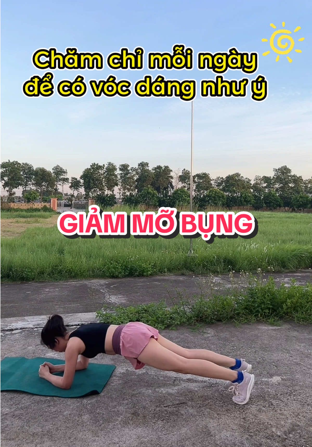 Cùng mình giảm mỡ bụng nhé, áo tập có trong giỏ hàng nha #thethao #giamcan #giammo #aobra #yoga #xh #viral #tapluyencungquynh 
