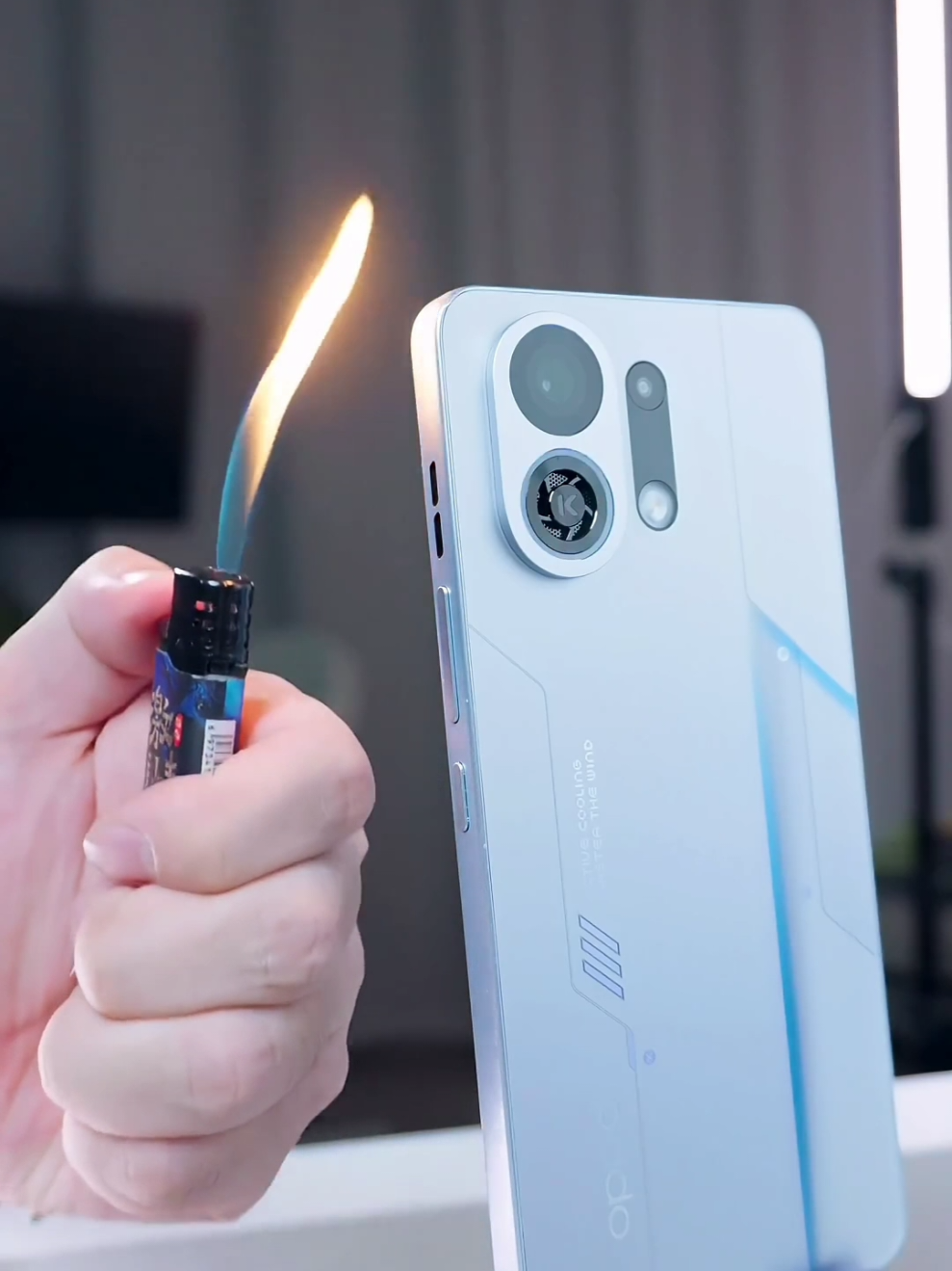 Build In Cooling Fan နဲ့ ရေစိုခံတဲ့ iP69 ပါတဲ့ OPPO ရဲ့ Performance အသားပေးဖုန်း K13 Turbo Pro  ===================== ကျွန်တော်တို့တွေ Build in Cooling fan ပါတဲ့ ဖုန်းတွေကို Red Magic ဖုန်းတွေနဲ့ Lenovo Legion ဖုန်းတွေမှာ တွေ့ခဲ့ဖူးပေမယ့် အဲ့ဒီဖုန်းတွေဟာ ရေစိုခံတဲ့ iP Rating မပါကြပါဘူး။ OPPO ကတော့ ထူးခြားမူ့ အနေနဲ့ K13 Turbo Pro မှာ Build in Cooling fan ထည့်ပေးထားတဲ့ အပြင် ရေစိုခံတဲ့ iP69 စံနူန်းကိုပါ ထည့်ပေးပြီး မိတ်ဆက်လာခဲ့ပါတယ်။ Midrange ဖုန်းတွေထဲမှာ Performance အကောင်းဆုံး CPU ဖြစ်တဲ့ Snapdragon 8s Gen 4 (4 nm) ကို သုံးပေးထားပြီး 7000mAh Battery နဲ့ 80W Fast Charging တို့ကိုလဲ ထည့်ပေးထားပါတယ်။ အသေးစိတ် Specifications တွေကတော့..... ====================== OPPO K13 Turbo Pro  CPU - Snapdragon 8s Gen 4 (4nm) Display - 1.5K AMOLED, 1B colors, 120Hz, 1600 nits (peak) Camera - 50MP, 2MP Selfie - 16MP Sound - Stereo Speakers Battery - 7000mAh Charging - 80W Fast Charging  iP Rating - IP68/IP69 dust tight and water resistant (high pressure water jets; immersible up to 2m for 30 min) RAM & Storage - 16/256GB, 16/256GB, 12/512GB, 16/512GB   #MrSmartPhoneAndGadgetStore #OPPOK13Turbo #OPPO #smartphone #fyp 