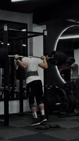 140KG SQUATS 💀 #fitnessfreak💀 #mohsinfitness💀 #support 