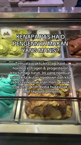 Jadi katanya makanan manis bisa naikin hormon bahagia. Makanan manis bisa bantu naikin dopamin & serotonin, yaitu hormon yang bikin kamu ngerasa lebih happy & tenang🥹 Tapi inget ya guys, secukupnya aja!! Soalnya gula yang berlebihan malah bisa bikin mood kamu makin swing swing 😵‍💫 dan bikin jerawatan juga! Tipsnya biar makan manis tapi tetap sehat tuh: - Ganti manis-manisnya pake buah kayak pisang atau kurma hehe - Pilih dark chocolate daripada milk chocolate - Terus tetep minum air putih yang banyak biar gak dehidrasi! #fypシ #haid #curhat #menstruasi #edukasi #cewebanget #telathaid #ngobrolcewe #cewekkuat #menstruasisakitbanget 