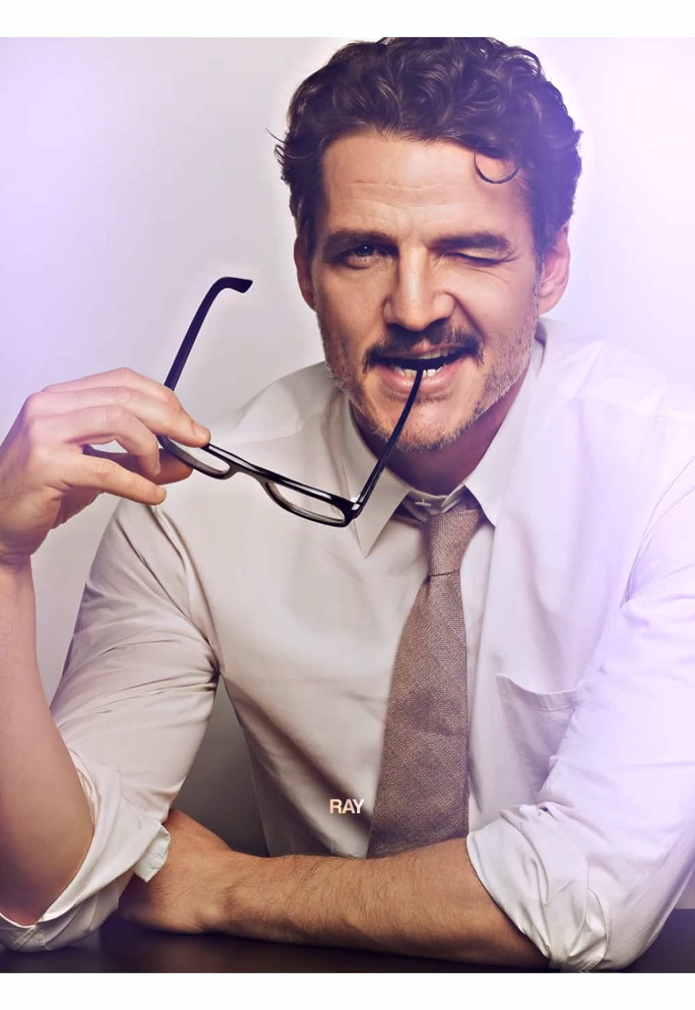 Looks like he’d teach you how to be a btch who reads | #pedropascal #pedropascaledit #omgpage #aftereffects #foryou 